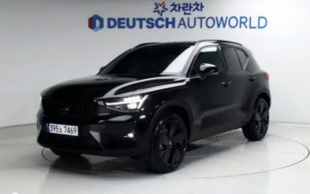 수원수입중고차매매 XC40 B4 AWD 블랙 에디션 매물 사진 8 - 2025/07 9,317km